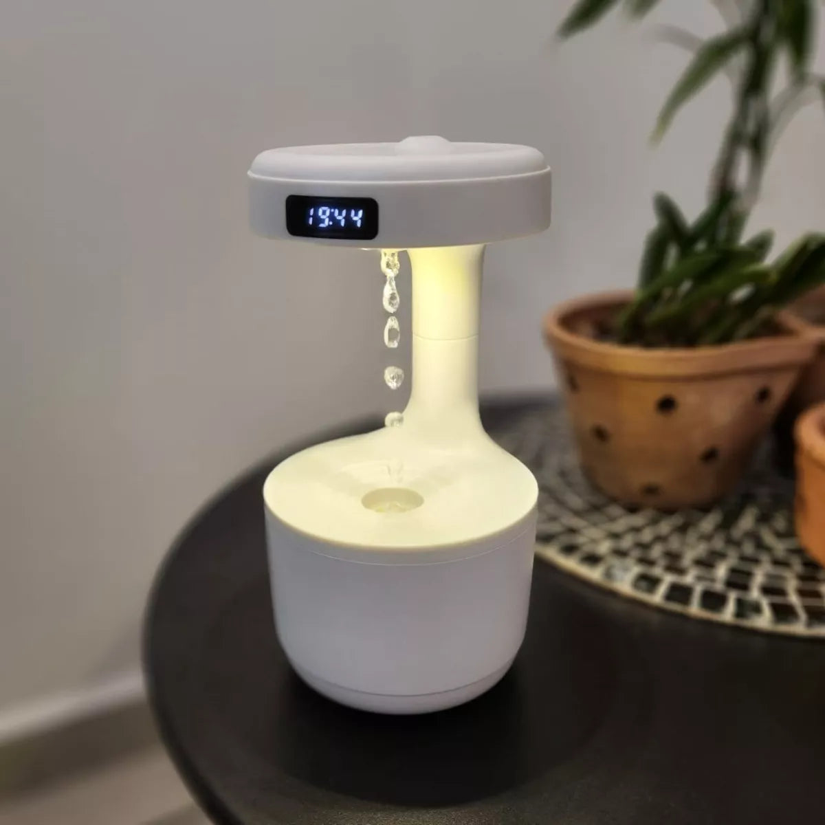 Umidificador Flutuante 800ml – Tecnologia Anti-Gravidade